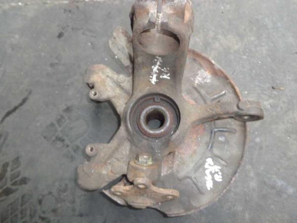 MOYEU AVANT DROIT VW POLO 9N /CROSS POLO/ SEAT IBIZA / CORDOBA/ SKODA FABIA / ROOMSTER - Vue 4